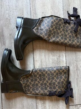 Coach Brown & Black Signature Lace-Up Rain Boots